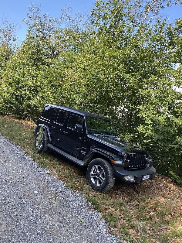 Usata 2021 Jeep Wrangler Unlimited Sahara SUV | 49.000 € (Cara) - Immagine 1/2