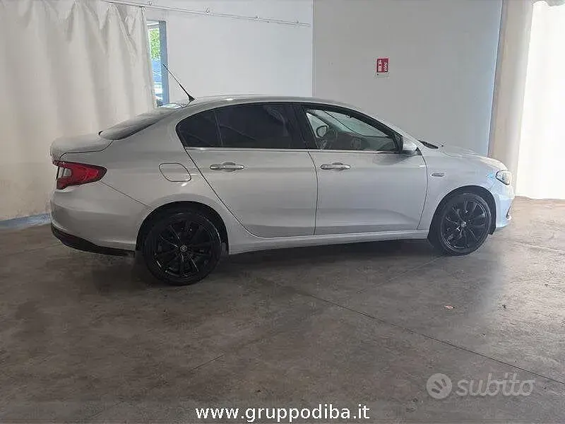 Usata Fiat Tipo Lounge 120 CV (88 kW) 2019 Grigio Berlina