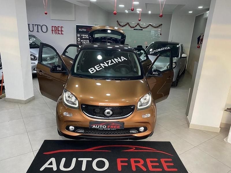 Marrone Usata 2016 Smart ForFour Passion Due volumi | 8290 € (Super prezzo) - Immagine 1/4