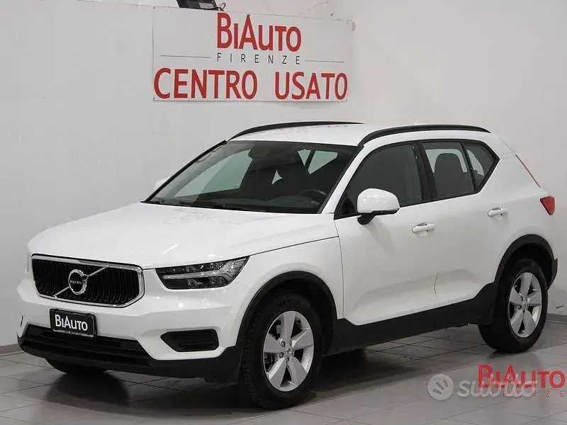 Usata Volvo XC40 163 CV (119 kW) 2019 Bianco SUV