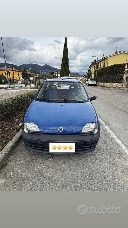 Usata Fiat 600 2004 Blu Berlina