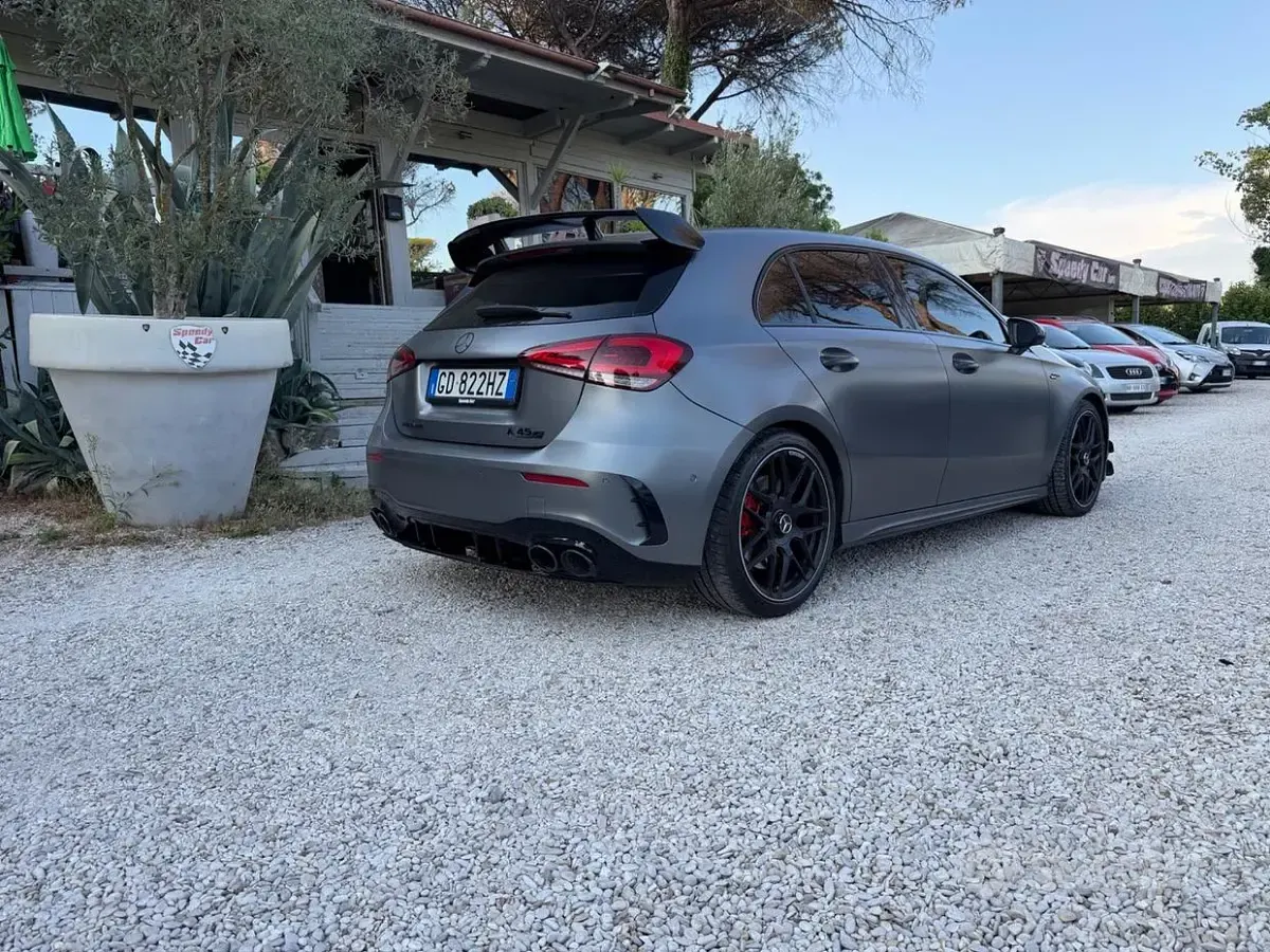 Usata Mercedes A45 AMG AMG 421 CV (309 kW) 2021 Grigio Utilitaria