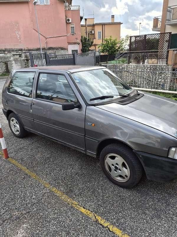 Usata Fiat Uno 45 CV (33 kW) 1989 Utilitaria