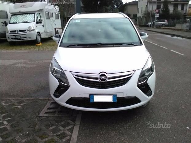 Opel zafira 3
