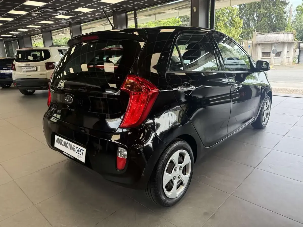 Usata Kia Picanto 69 CV (50 kW) 2013 Nero Utilitaria
