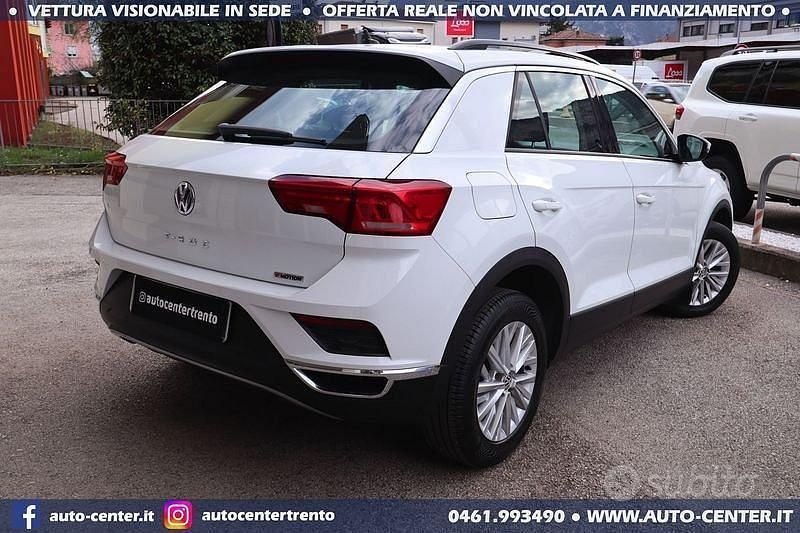 Usata VW T-Roc Style 150 CV (110 kW) 2019 Bianco SUV