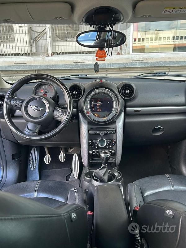 Usata Mini Park Lane Countryman 150 CV (110 kW) 2015 Grigio SUV