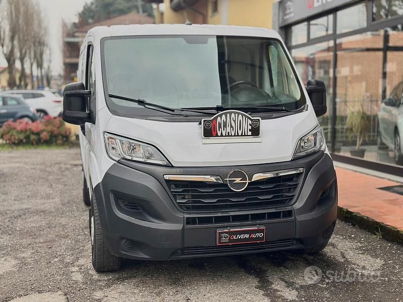 Usata Opel Movano 140 CV (102 kW) 2022 Bianco Furgone