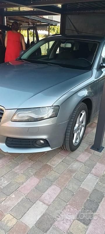 Usata Audi A4 Advanced 143 CV (105 kW) 2010 Grigio Station wagon