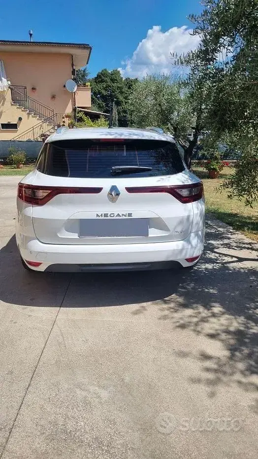 Usata Renault Mégane GrandTour Business 116 CV (85 kW) 2020 Bianco Station wagon