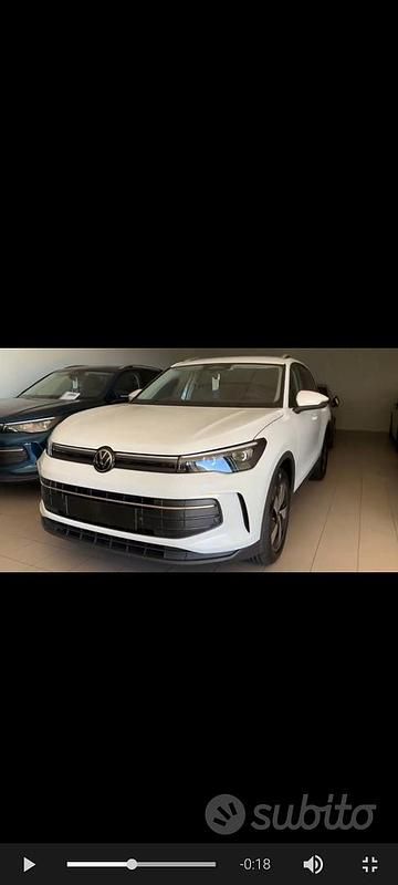 Usata VW Tiguan 131 CV (96 kW) 2024 Bianco SUV