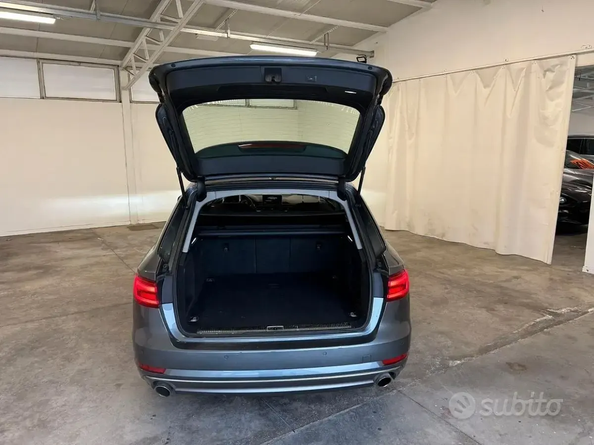 Usata Audi A4 Sport 170 CV (125 kW) 2018 Blu Station wagon
