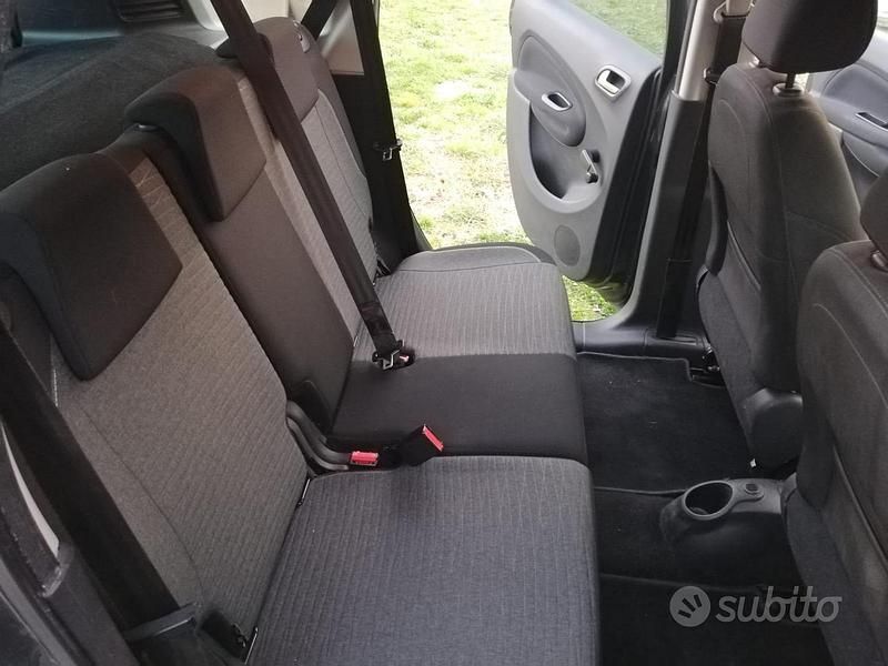 Usata Citroën C3 Picasso 2017 Grigio Monovolume