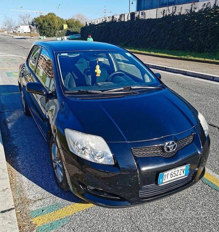 Usata Toyota Auris Active 126 CV (92 kW) 2008 Nero Berlina