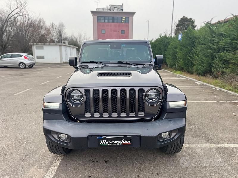 Usata Jeep Gladiator Overland 264 CV (194 kW) 2021 Grigio Pick-up