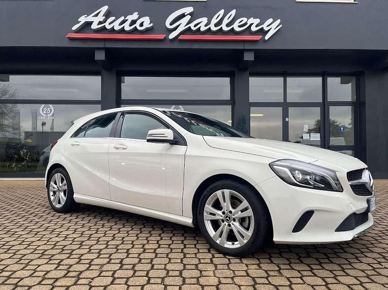 Usata Mercedes A180 109 CV (80 kW) 2016 Bianco Berlina