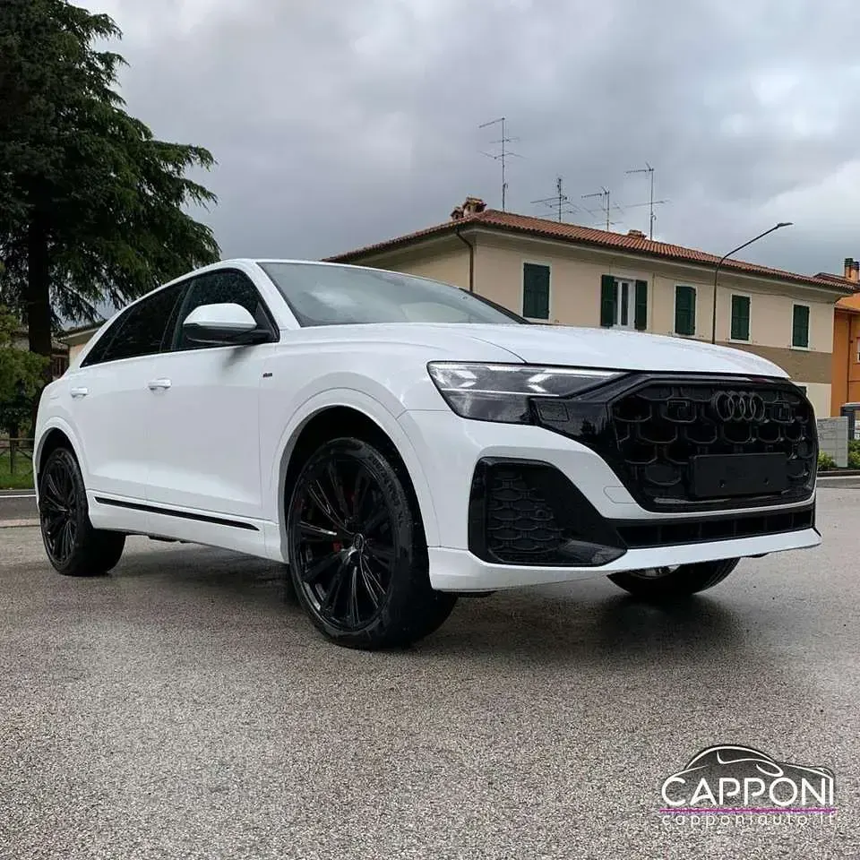 Nuova Audi Q8 S-Line 286 CV (210 kW) 2026 Bianco SUV