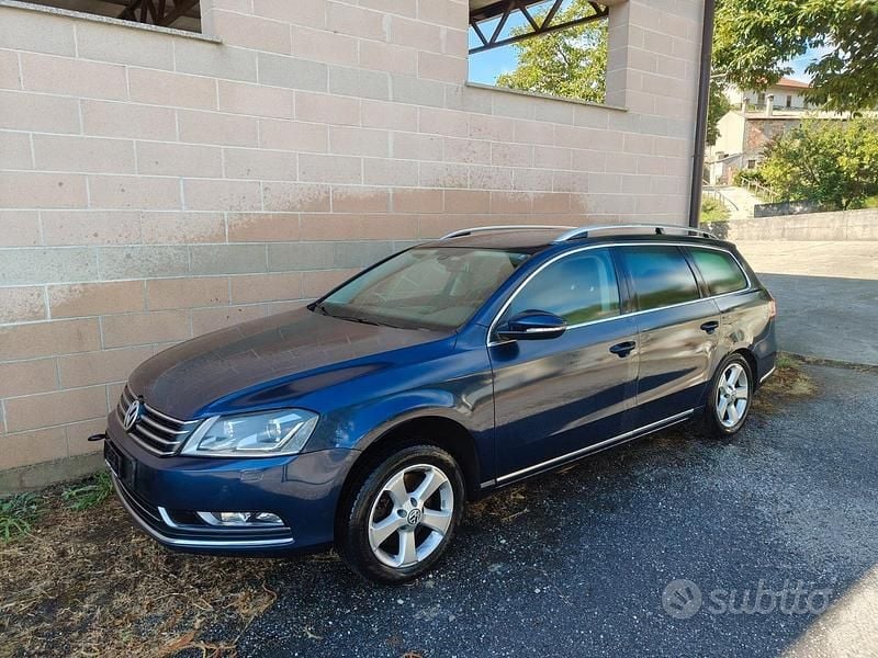 Blu Usata 2011 VW Passat Station wagon | 3000 € (Super prezzo) - Immagine 1/4