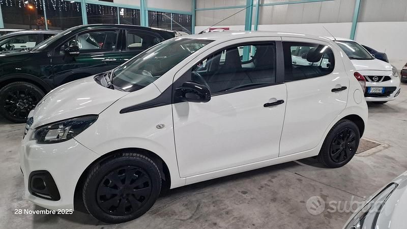 Usata Peugeot 108 Active 69 CV (50 kW) 2016 Other Utilitaria