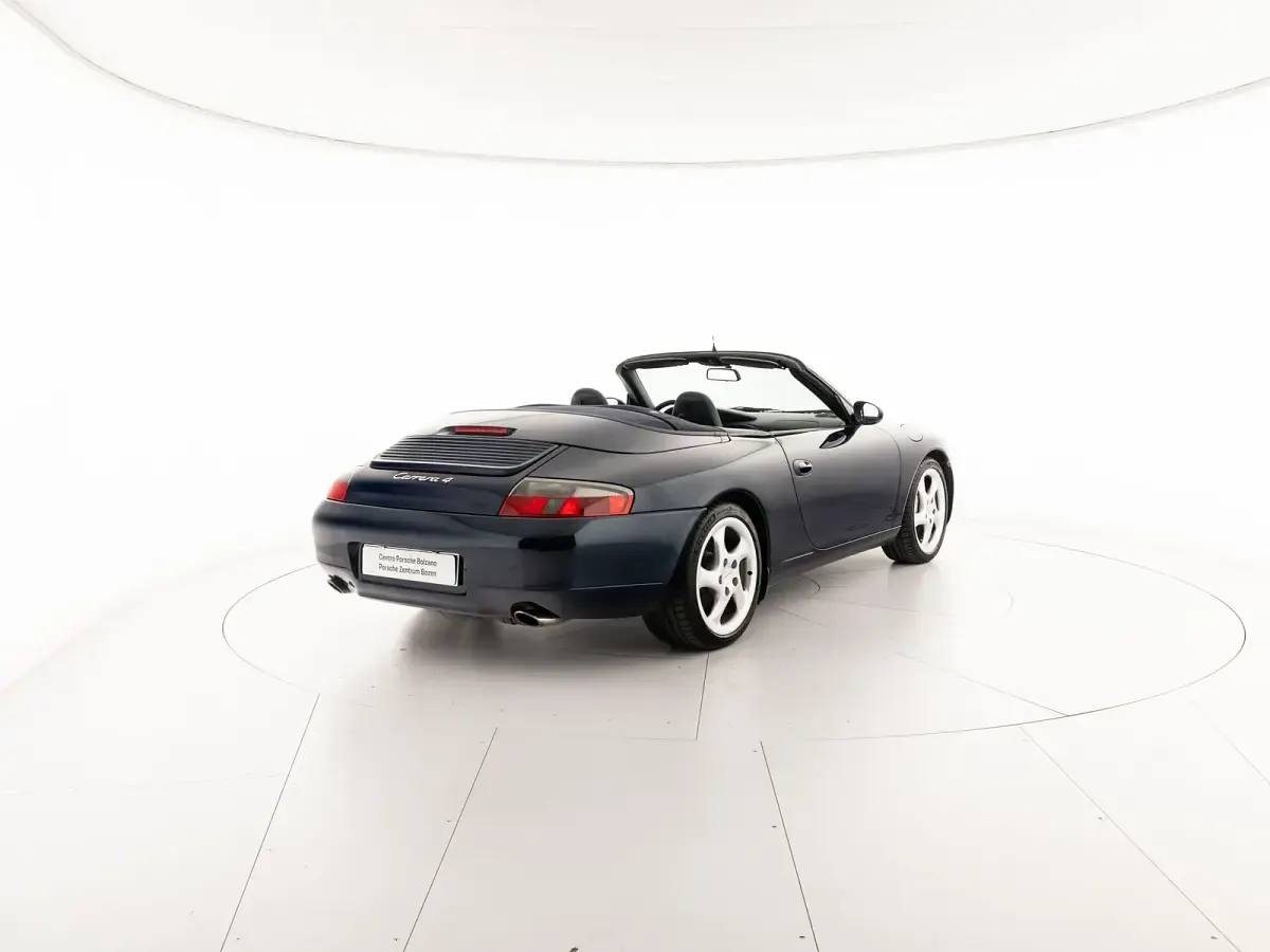 Usata Porsche 911 Carrera 4 Cabriolet 300 CV (220 kW) 2000 Cabrio