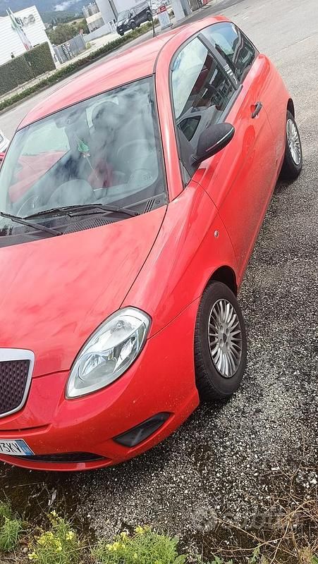 Usata Lancia Ypsilon 69 CV (50 kW) 2009 Utilitaria