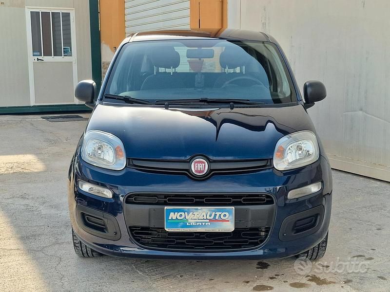 Usata Fiat Panda 70 CV (51 kW) 2018 Blu Utilitaria