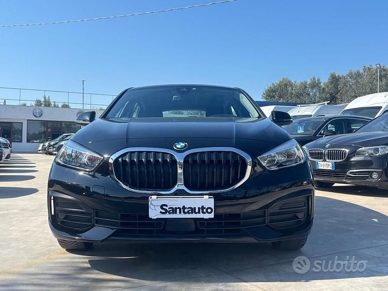Usata BMW 116 Advantage 116 CV (85 kW) 2022 Nero Utilitaria