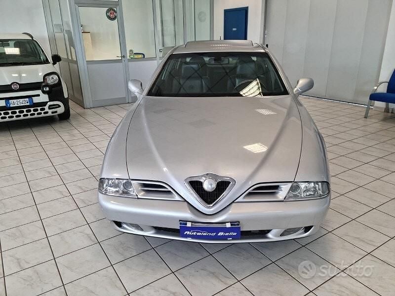 Usata Alfa Romeo 166 Distinctive 188 CV (138 kW) 2002 Argento Berlina
