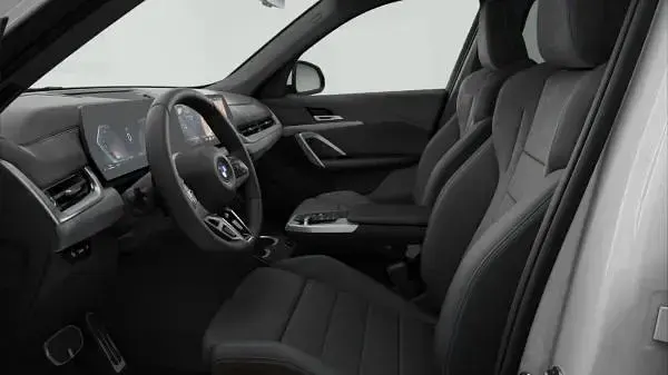 Nuova BMW X1 Comfort Edition 136 CV (100 kW) 2026 Space silver metallizzato SUV