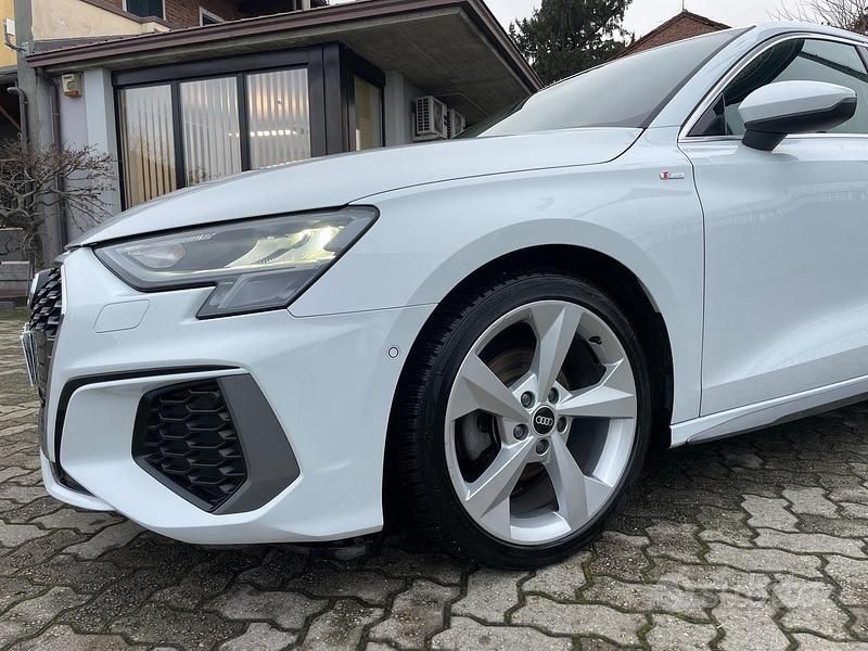 Usata Audi A3 S-Line 116 CV (85 kW) 2021 Bianco Berlina