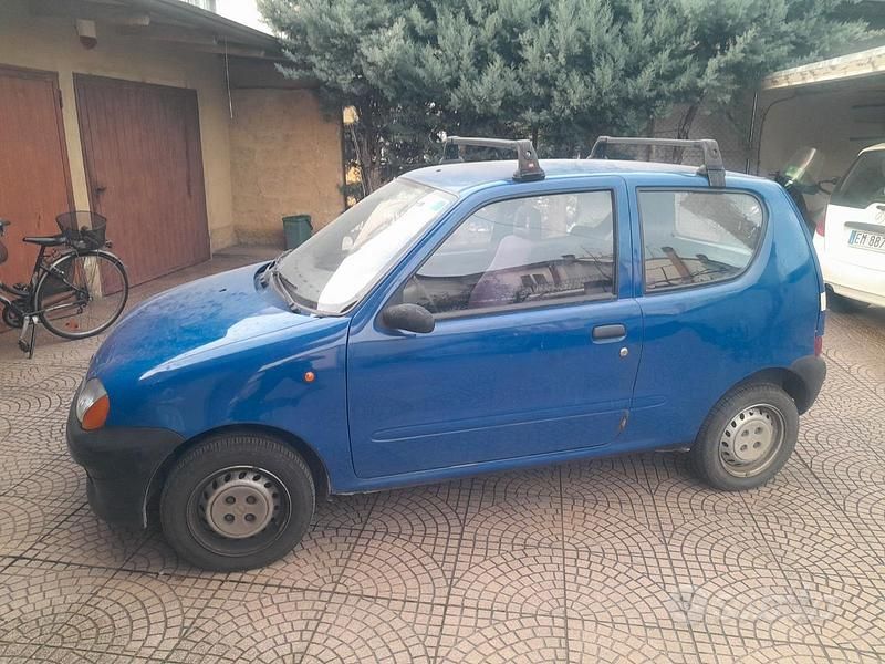 Usata Fiat 600 2000 Blu Berlina
