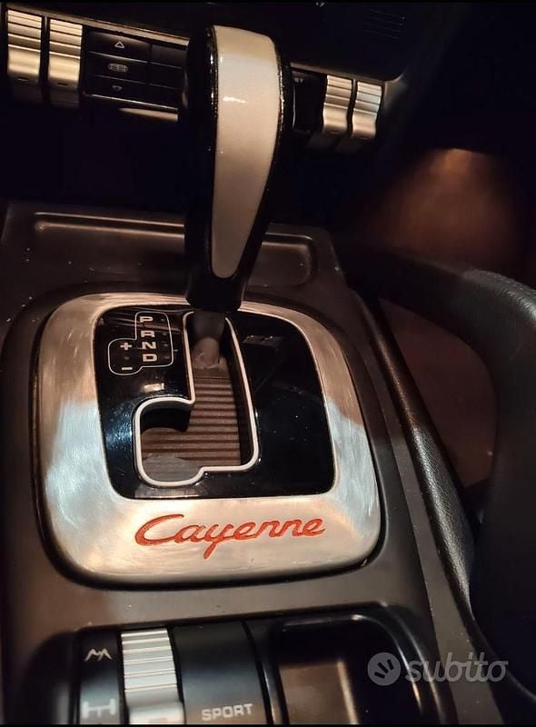 Usata Porsche Cayenne 290 CV (213 kW) 2007 Nero SUV