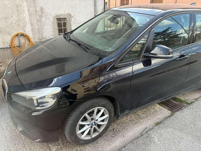 Usata BMW 216 Active Tourer Luxury Line 116 CV (85 kW) 2016 Nero Monovolume