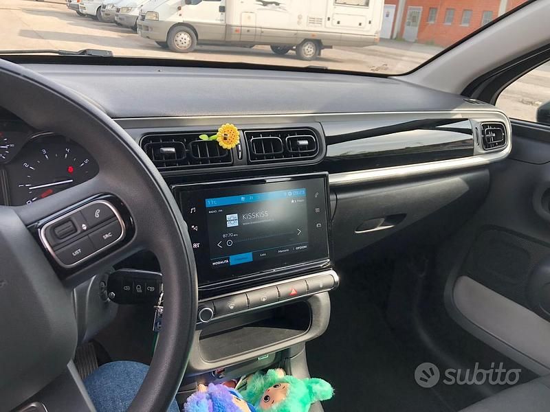 Usata Citroën C3 PureTech 83 CV (61 kW) 2024 Grigio Berlina