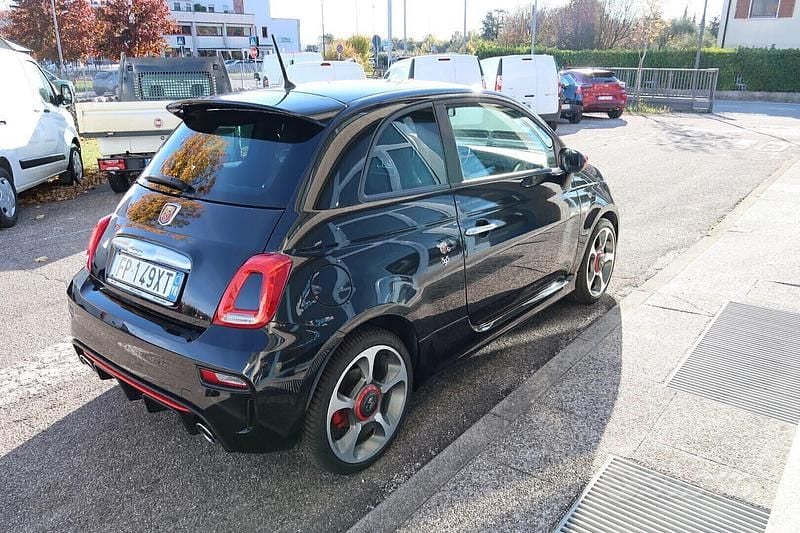 Usata Abarth 595 145 CV (106 kW) 2018 Nero Berlina