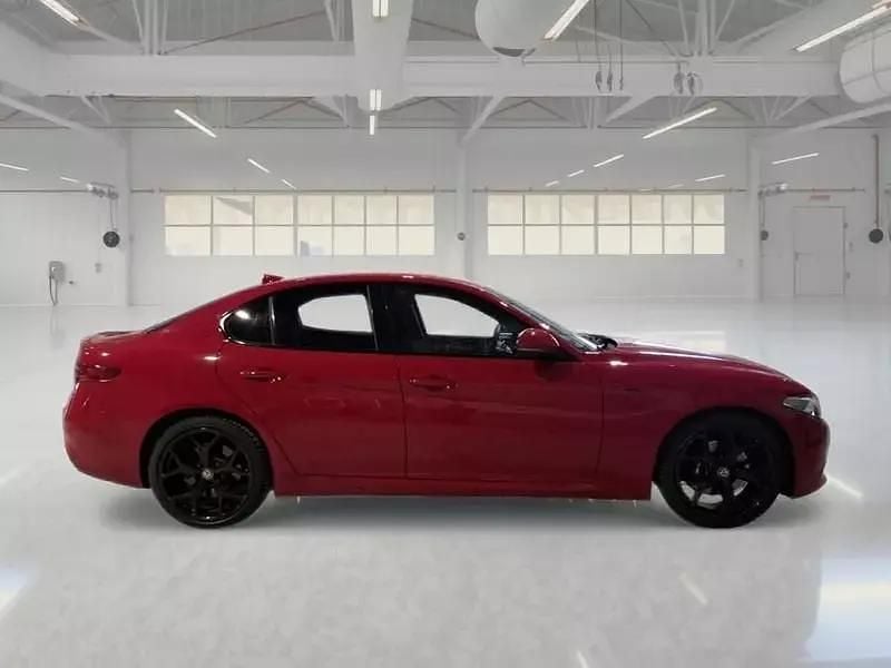 Usata Alfa Romeo Giulia Sprint 160 CV (117 kW) 2021 Berlina