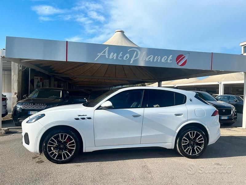 Usata Maserati Grecale 330 CV (242 kW) 2023 Bianco SUV