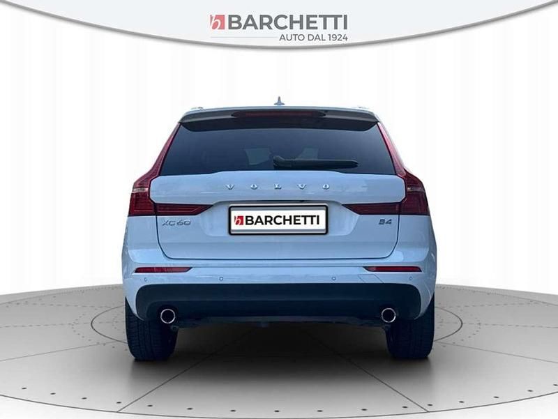 Usata Volvo XC60 Momentum 197 CV (144 kW) 2021 Bianco SUV