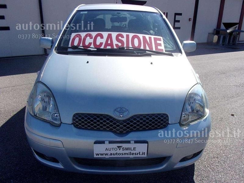 Usata Toyota Yaris Sol 75 CV (55 kW) 2005 Grigio Utilitaria