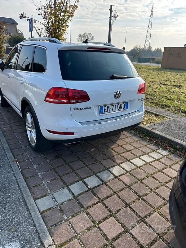 Usata VW Touareg 245 CV (180 kW) 2012 Bianco SUV
