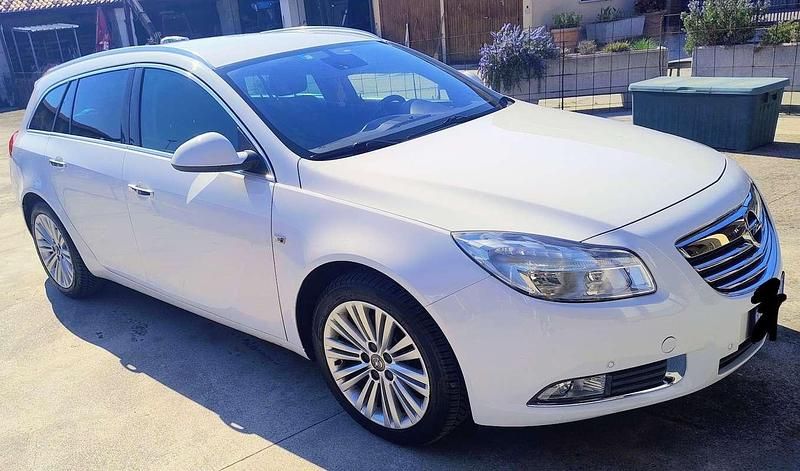 Usata Opel Insignia Cosmo 160 CV (117 kW) 2013 Station wagon