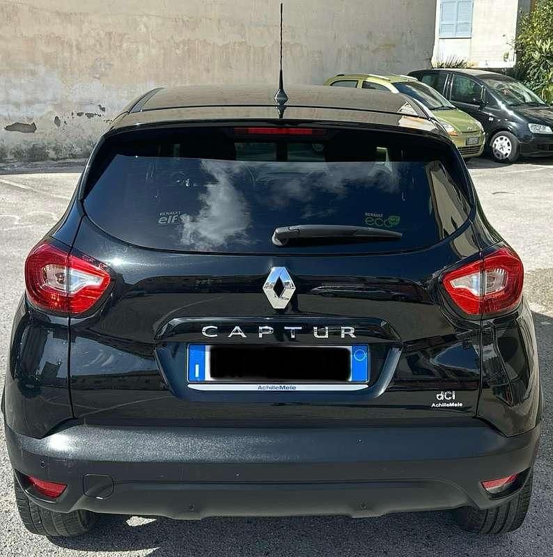 Usata Renault Captur 90 CV (66 kW) 2014 Nero SUV
