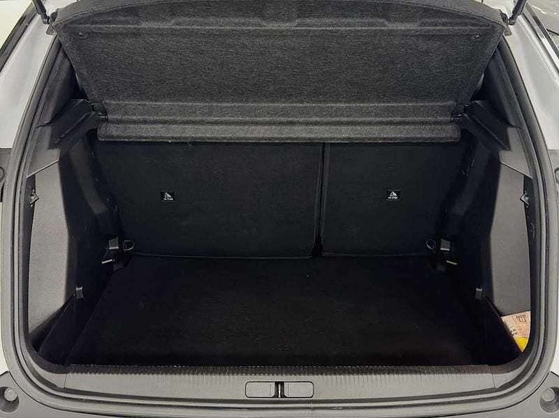 Usata Peugeot 2008 Allure 102 CV (75 kW) 2025 Bianco SUV