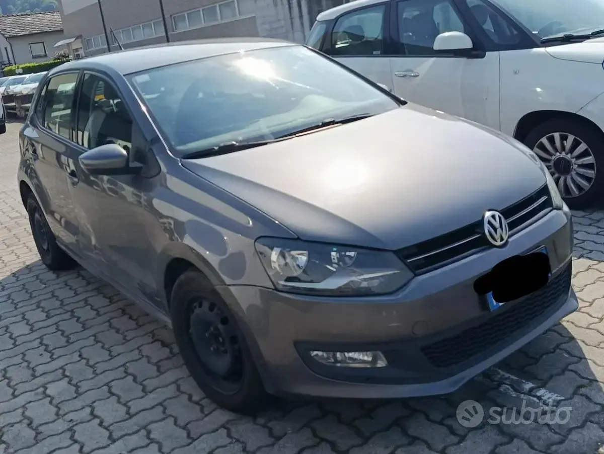 Usata VW Polo 64 CV (47 kW) 2012 Grigio Utilitaria