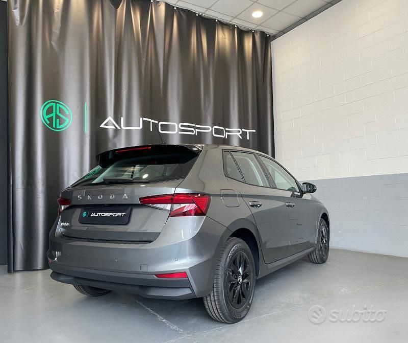 Nuova Skoda Fabia Selection 80 CV (58 kW) 2025 Grigio Utilitaria