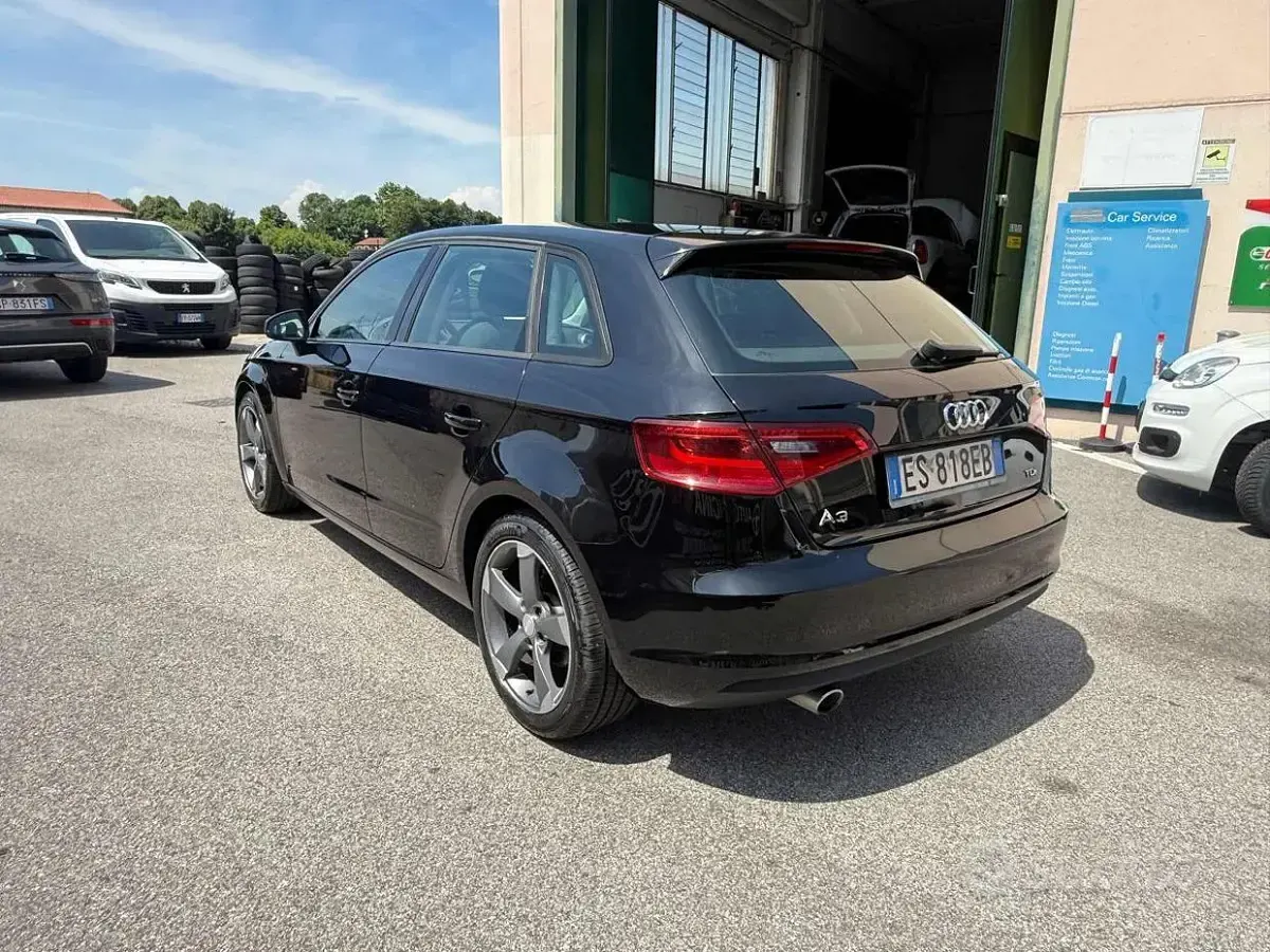 Usata Audi A3 Ambiente 105 CV (77 kW) 2013 Nero Berlina