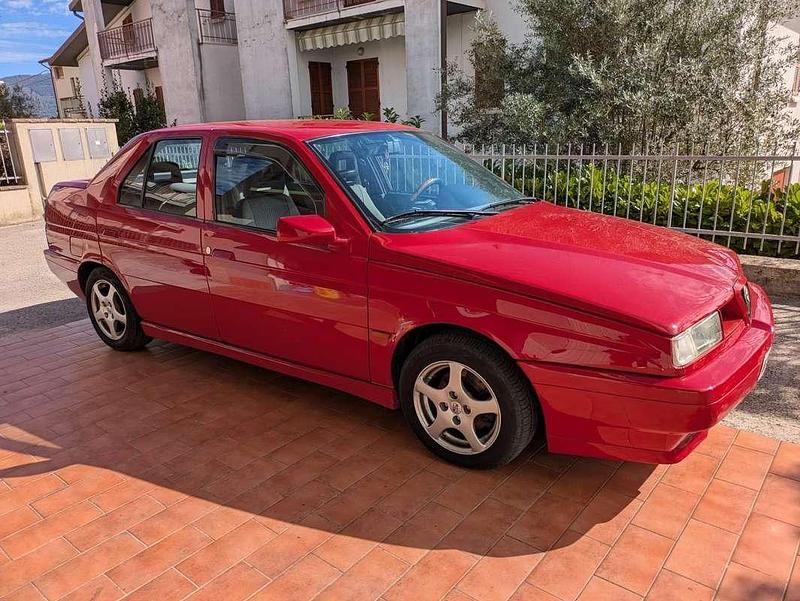 Usata Alfa Romeo 155 126 CV (92 kW) 1992 Rosso Berlina