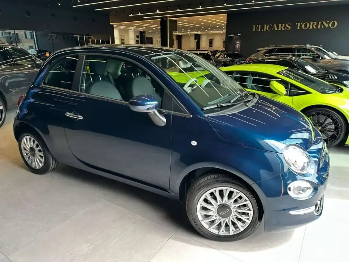 Usata Fiat 500 Dolcevita 70 CV (51 kW) 2024 Blu metallizzato Utilitaria
