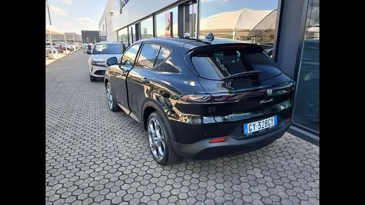 Nuova Alfa Romeo Tonale Sprint 280 CV (205 kW) 2025 Nero SUV