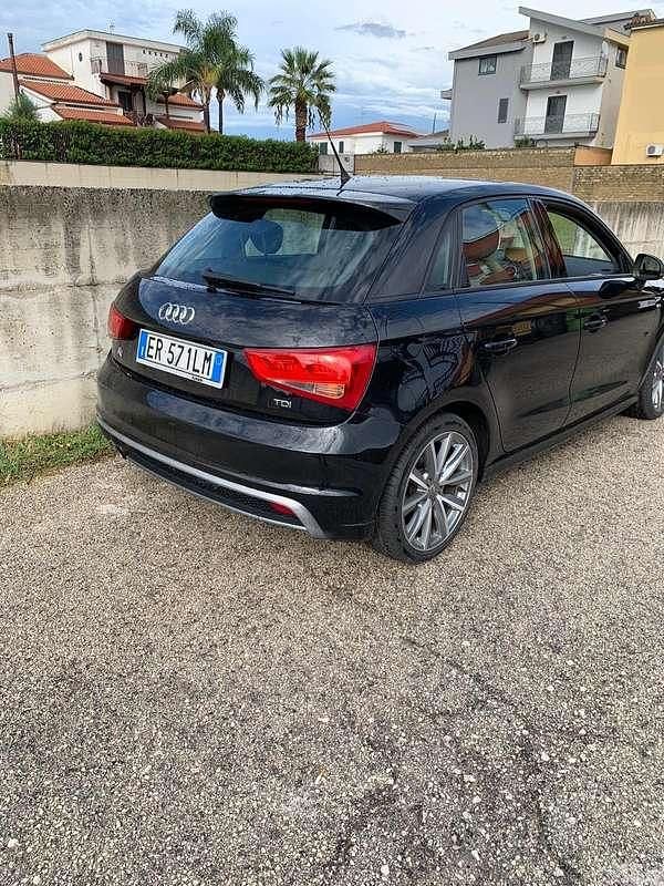 Usata Audi A1 Sportback Ambition 90 CV (66 kW) 2013 Utilitaria